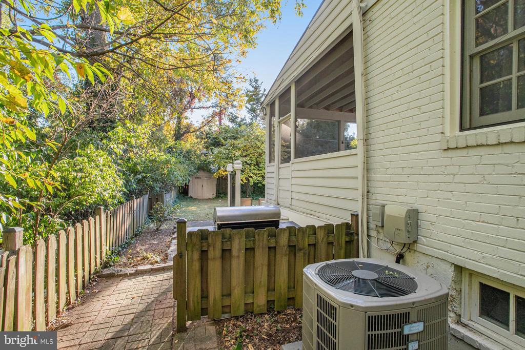 2021 ARLINGTON TERRACE