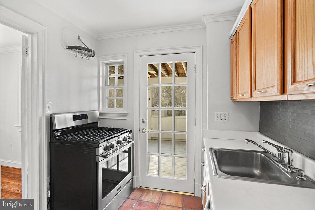 2021 ARLINGTON TERRACE