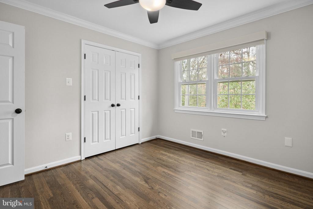 3702 CARRIAGE HOUSE COURT