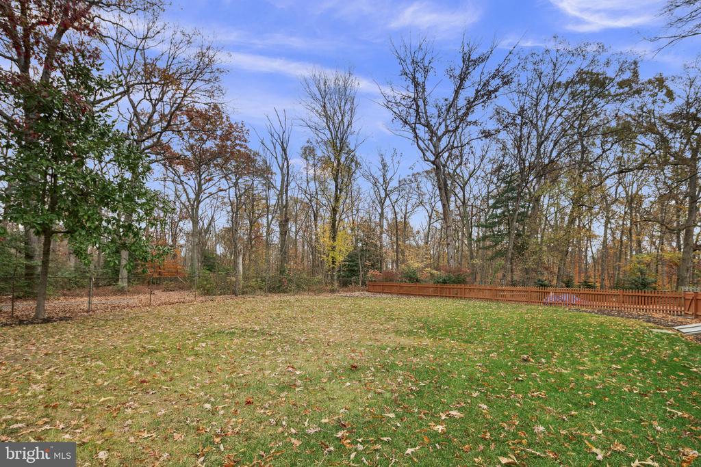 3702 CARRIAGE HOUSE COURT