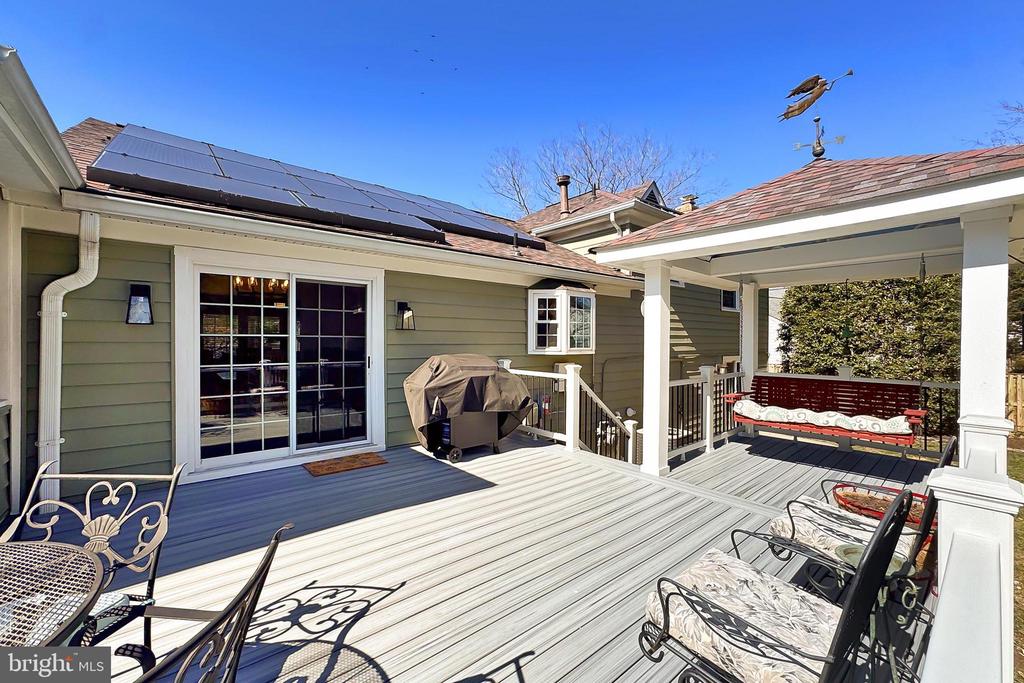 6115 LYNLEY TERRACE