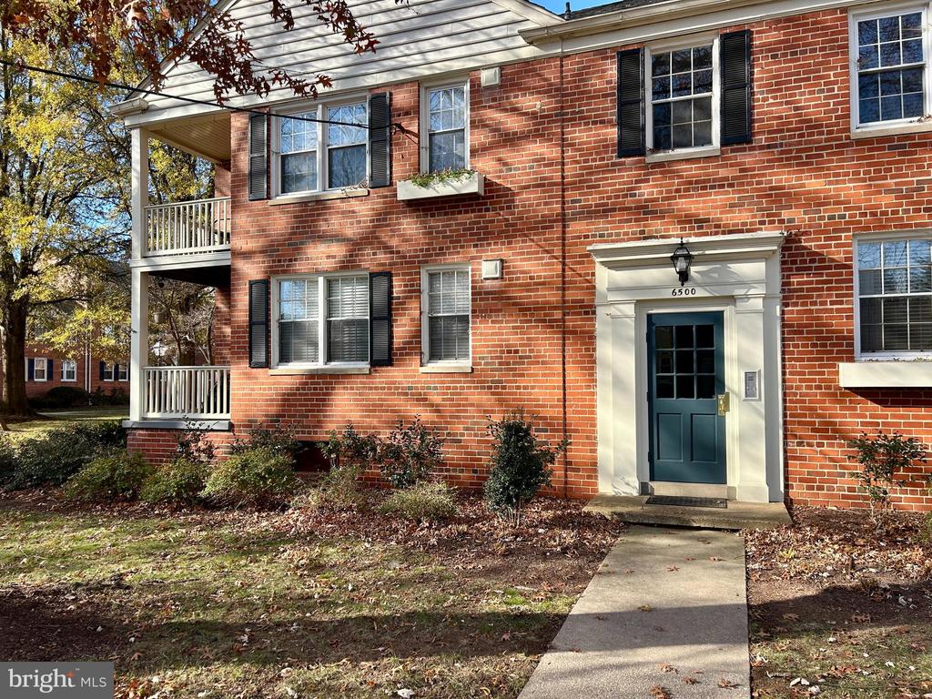 6500 POTOMAC AVENUE A1