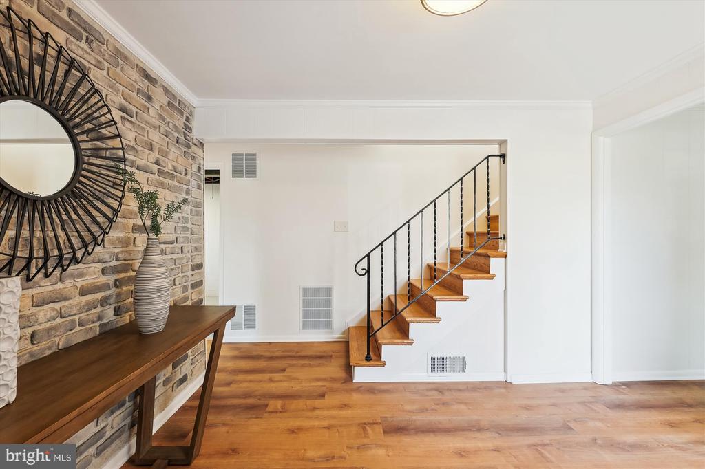 4801 EATON PLACE