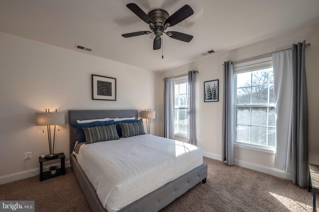 2104 SHIVER DRIVE