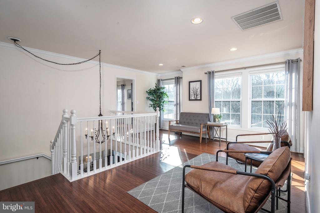 2104 SHIVER DRIVE