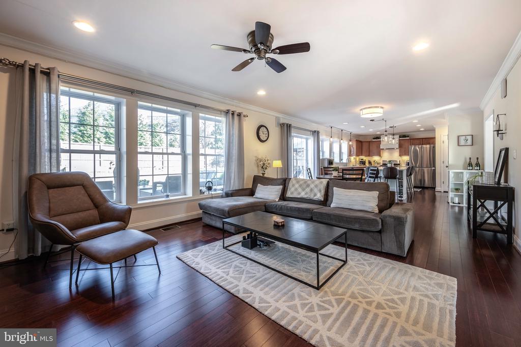 2104 SHIVER DRIVE