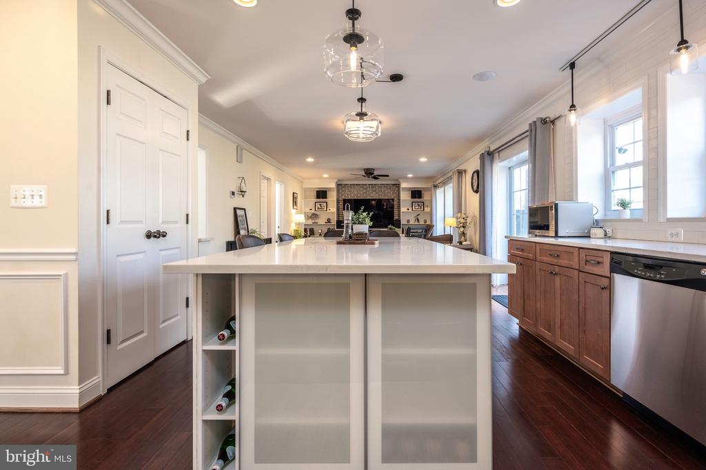 2104 SHIVER DRIVE