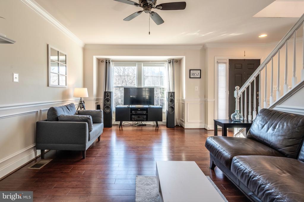 2104 SHIVER DRIVE