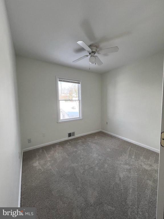 5831 EDGEHILL DRIVE