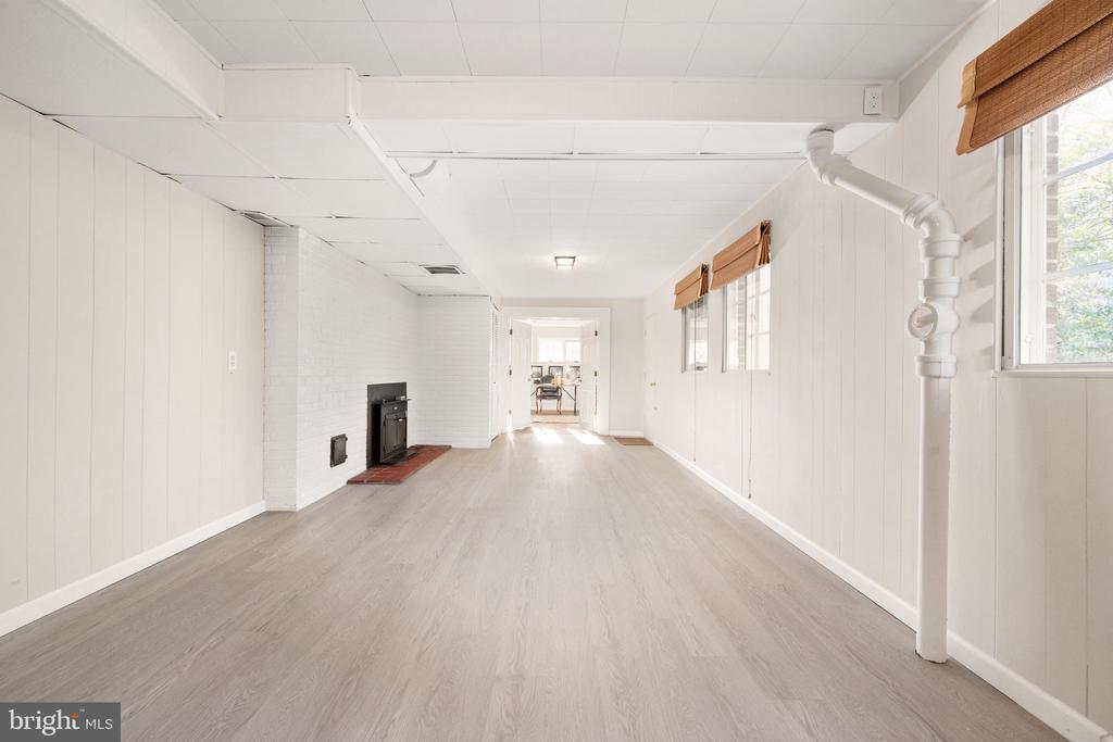 9232 FOREST HAVEN DRIVE