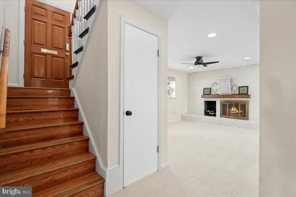 3100 WATERSIDE LANE