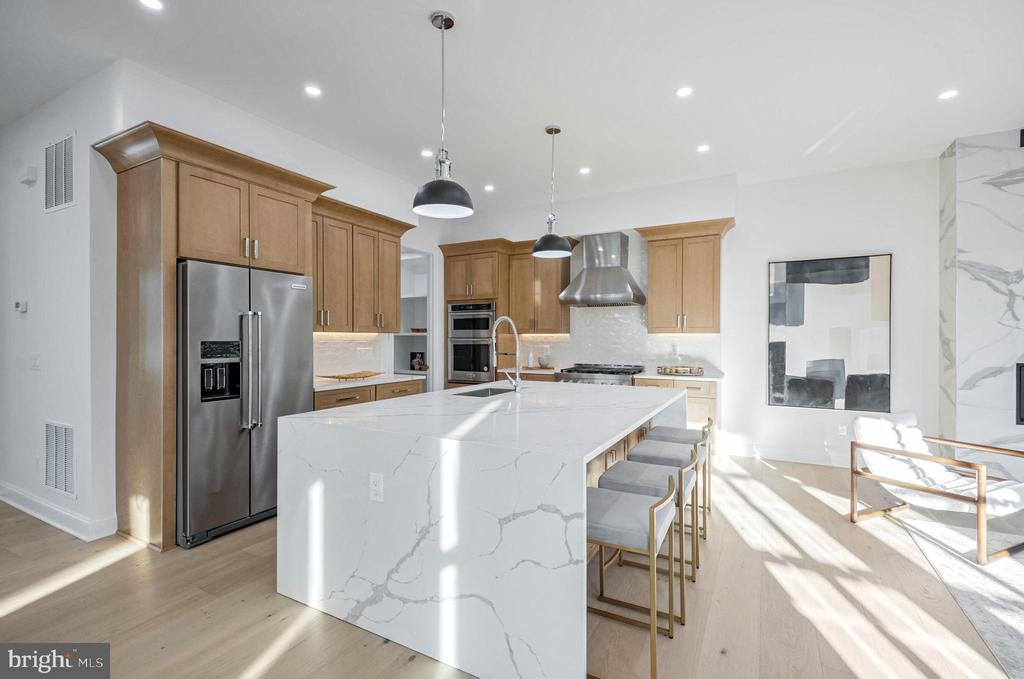 1809 SHENANDOAH ROAD