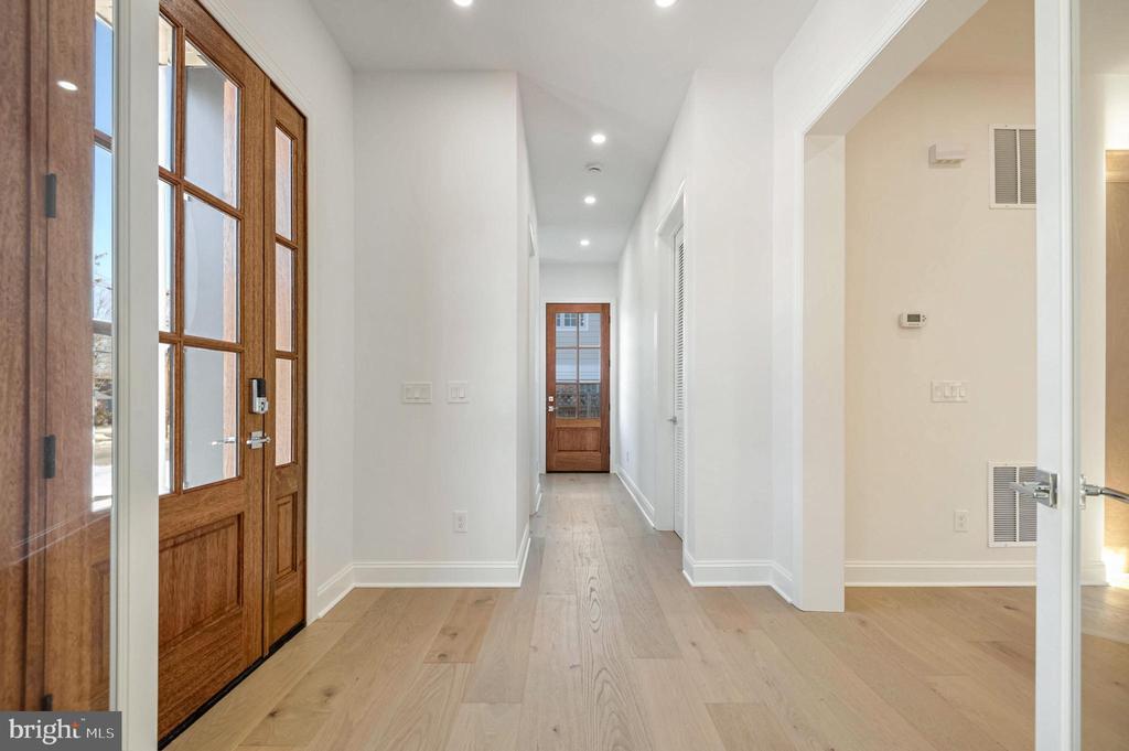 1809 SHENANDOAH ROAD