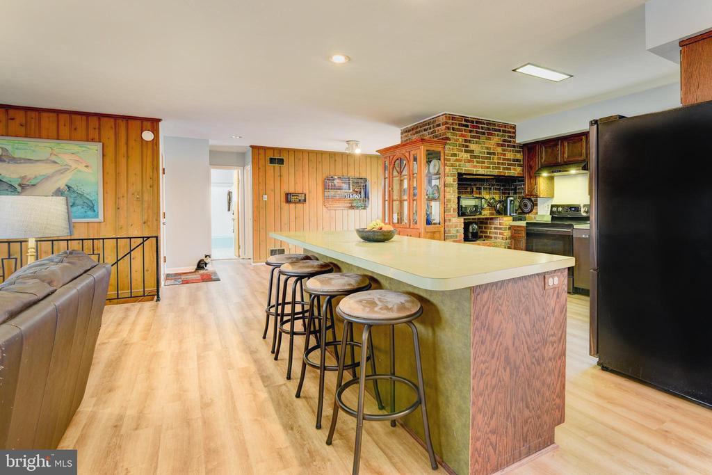 3131 WOODLAND LANE