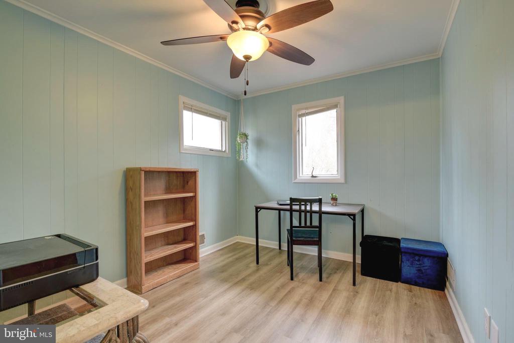 3131 WOODLAND LANE