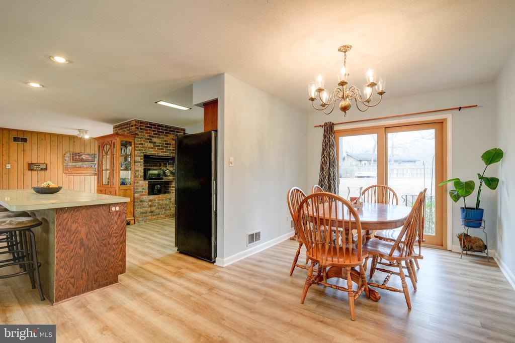 3131 WOODLAND LANE