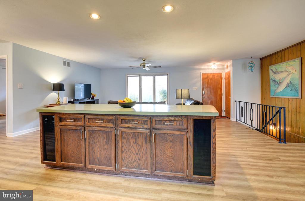3131 WOODLAND LANE