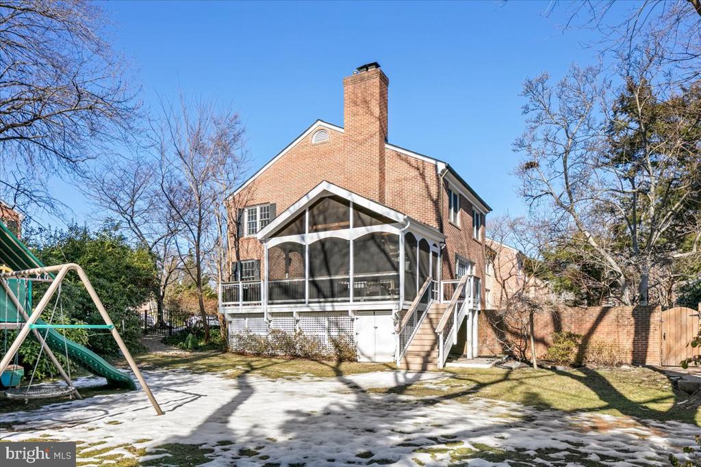 6323 OLDE TOWNE COURT