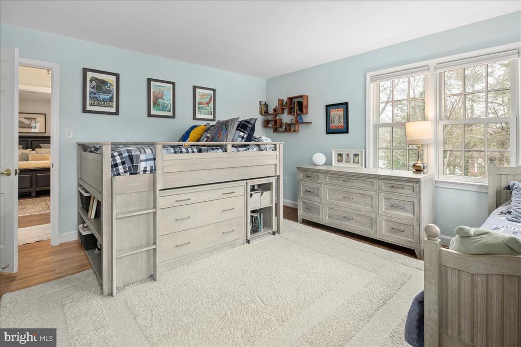 6323 OLDE TOWNE COURT