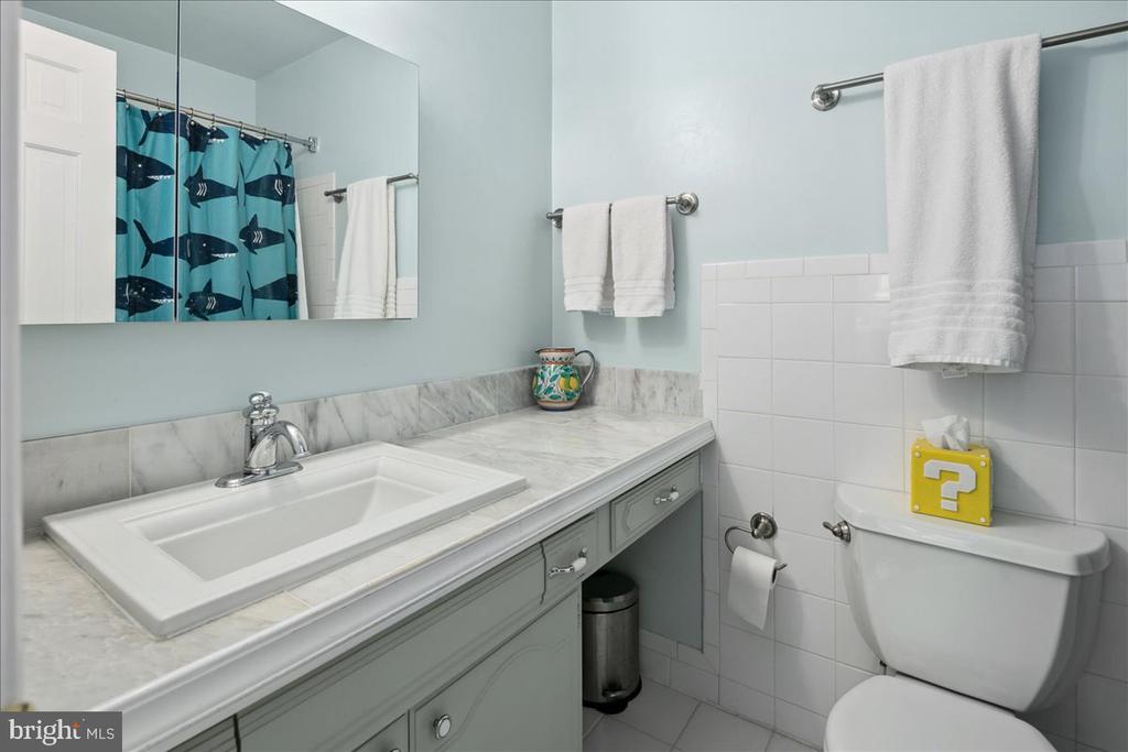 6323 OLDE TOWNE COURT