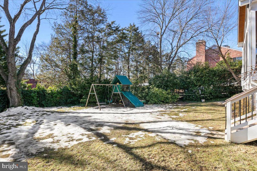 6323 OLDE TOWNE COURT