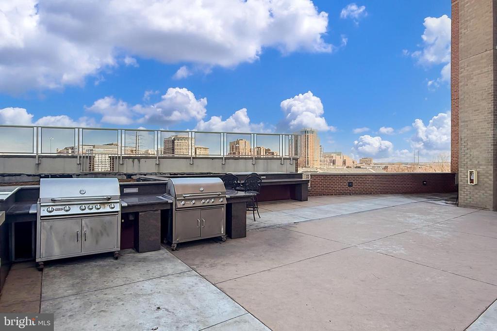 2451 MIDTOWN AVENUE 109