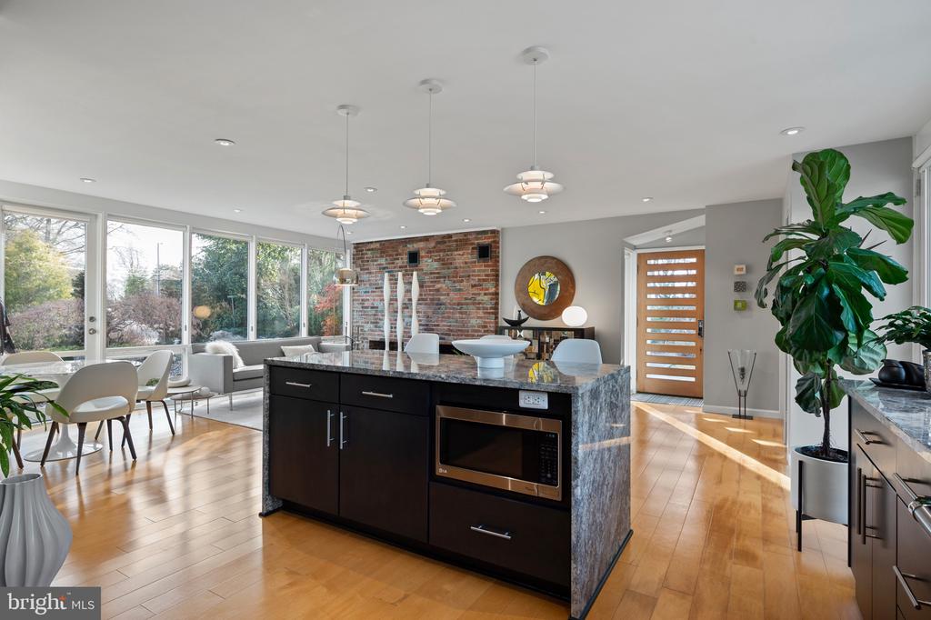 2202 POPKINS LANE