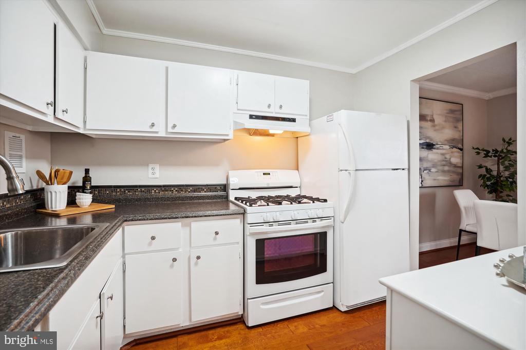 2634 WAGON DRIVE 281