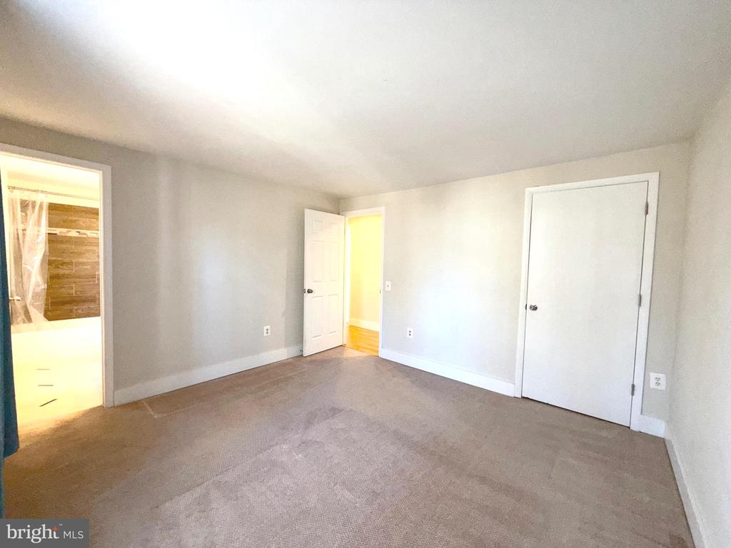 5817 WOOD POPPY COURT