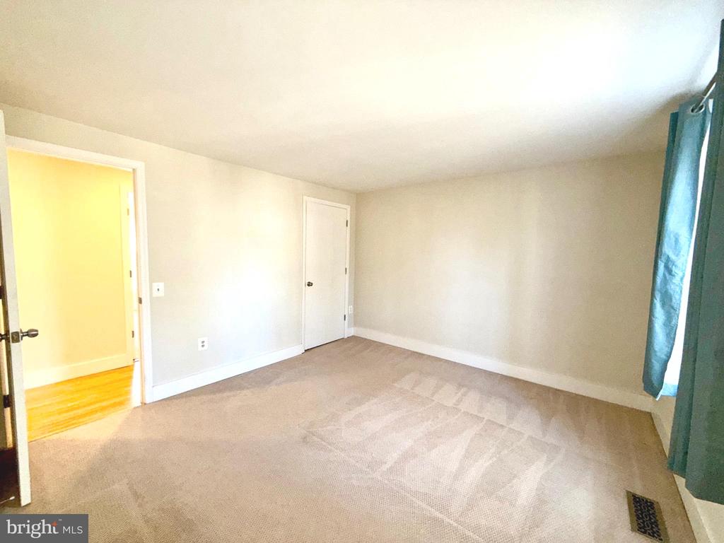 5817 WOOD POPPY COURT