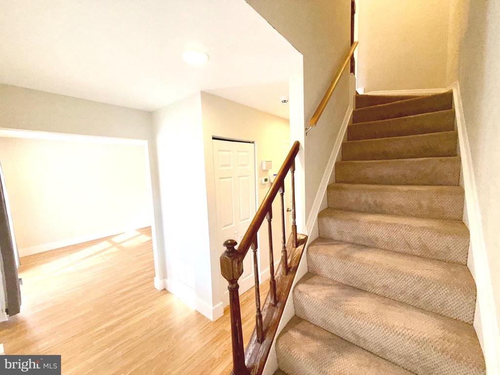 5817 WOOD POPPY COURT