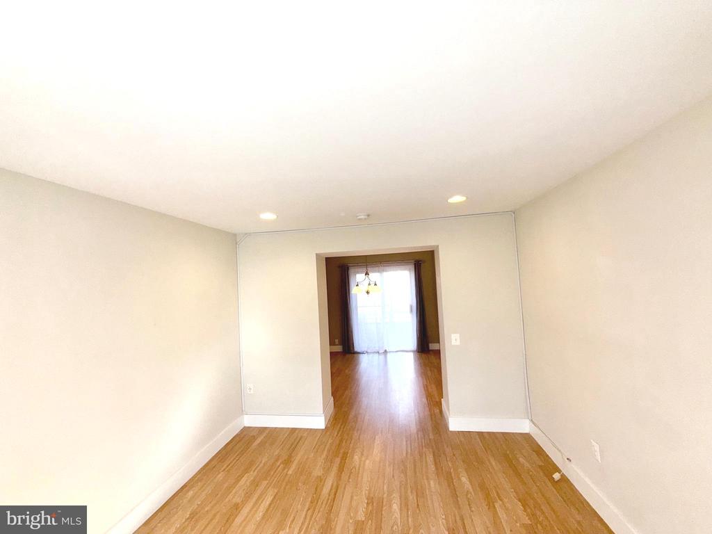 5817 WOOD POPPY COURT