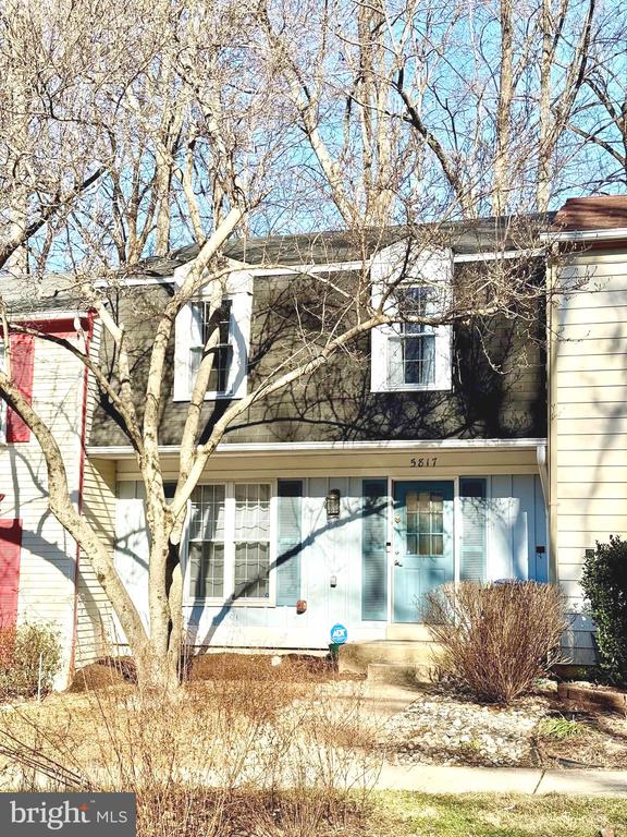 5817 WOOD POPPY COURT