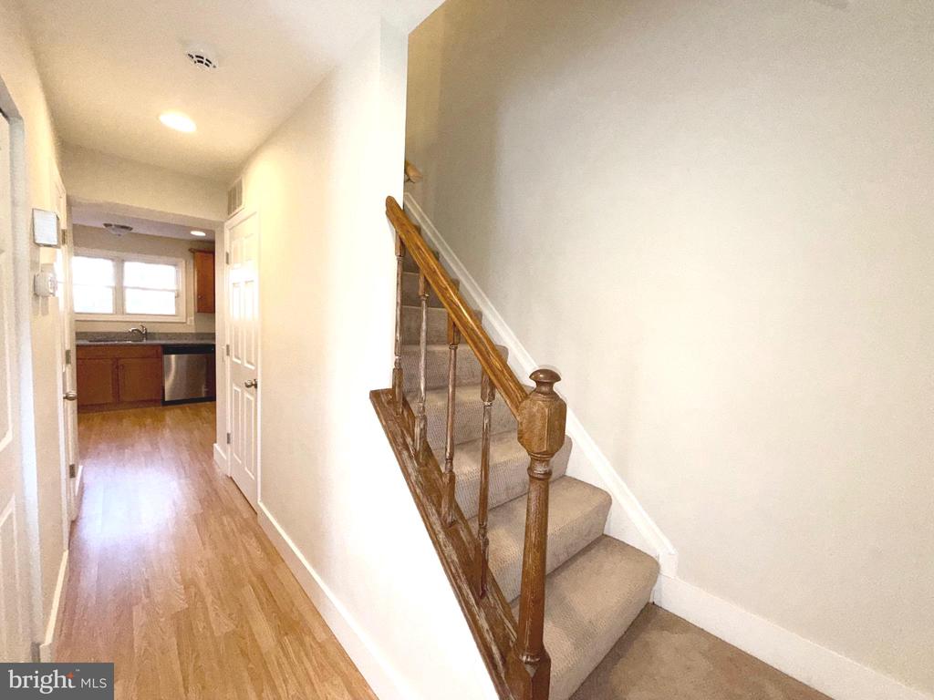 5817 WOOD POPPY COURT