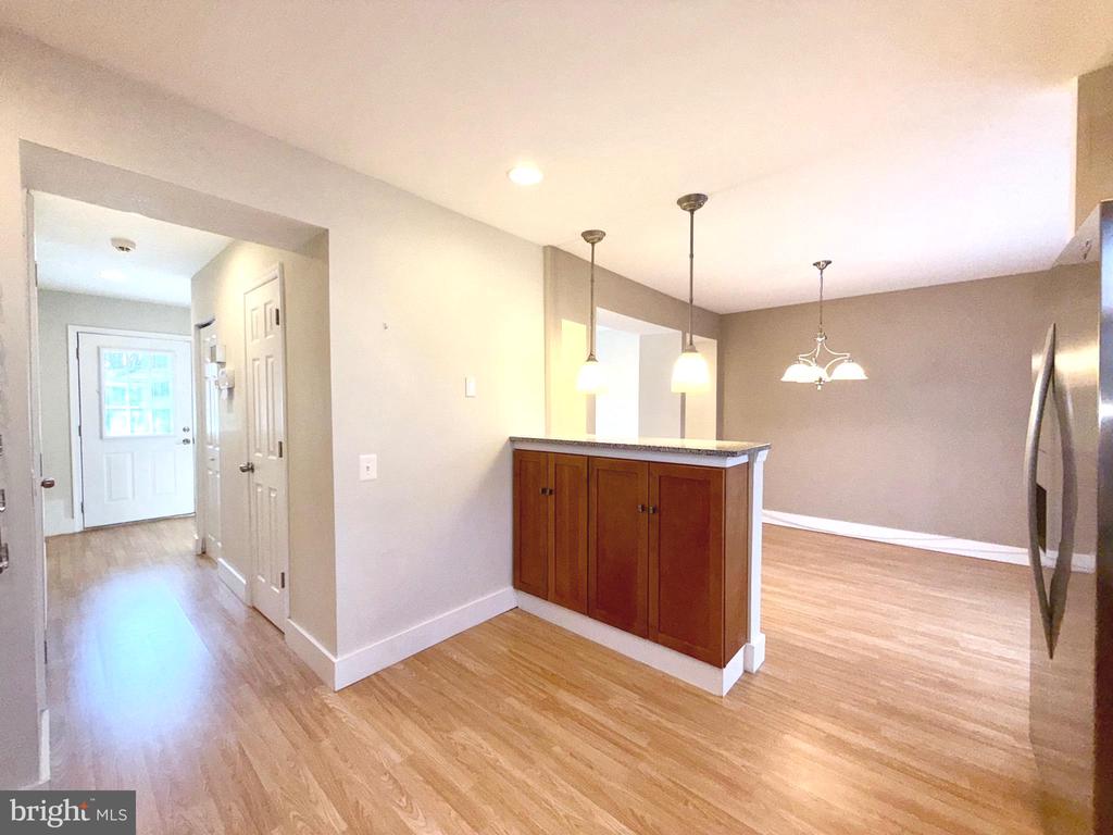 5817 WOOD POPPY COURT