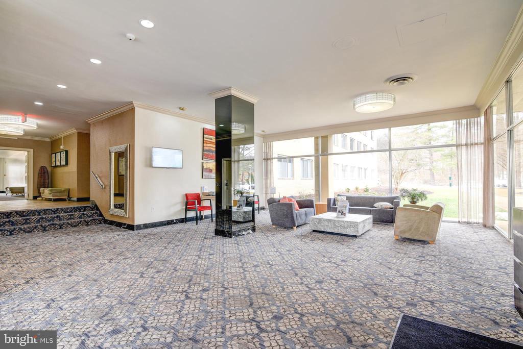 6641 WAKEFIELD DRIVE 315