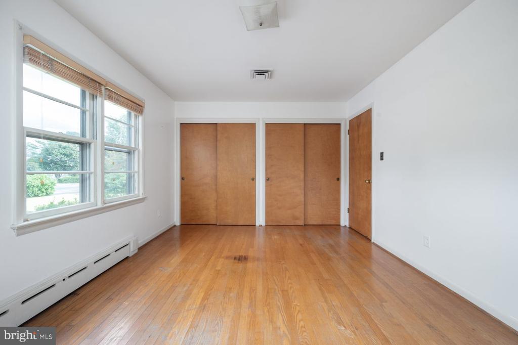 3129 GLEN CARLYN ROAD