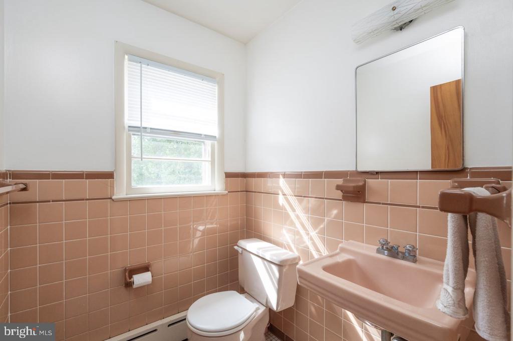 3129 GLEN CARLYN ROAD