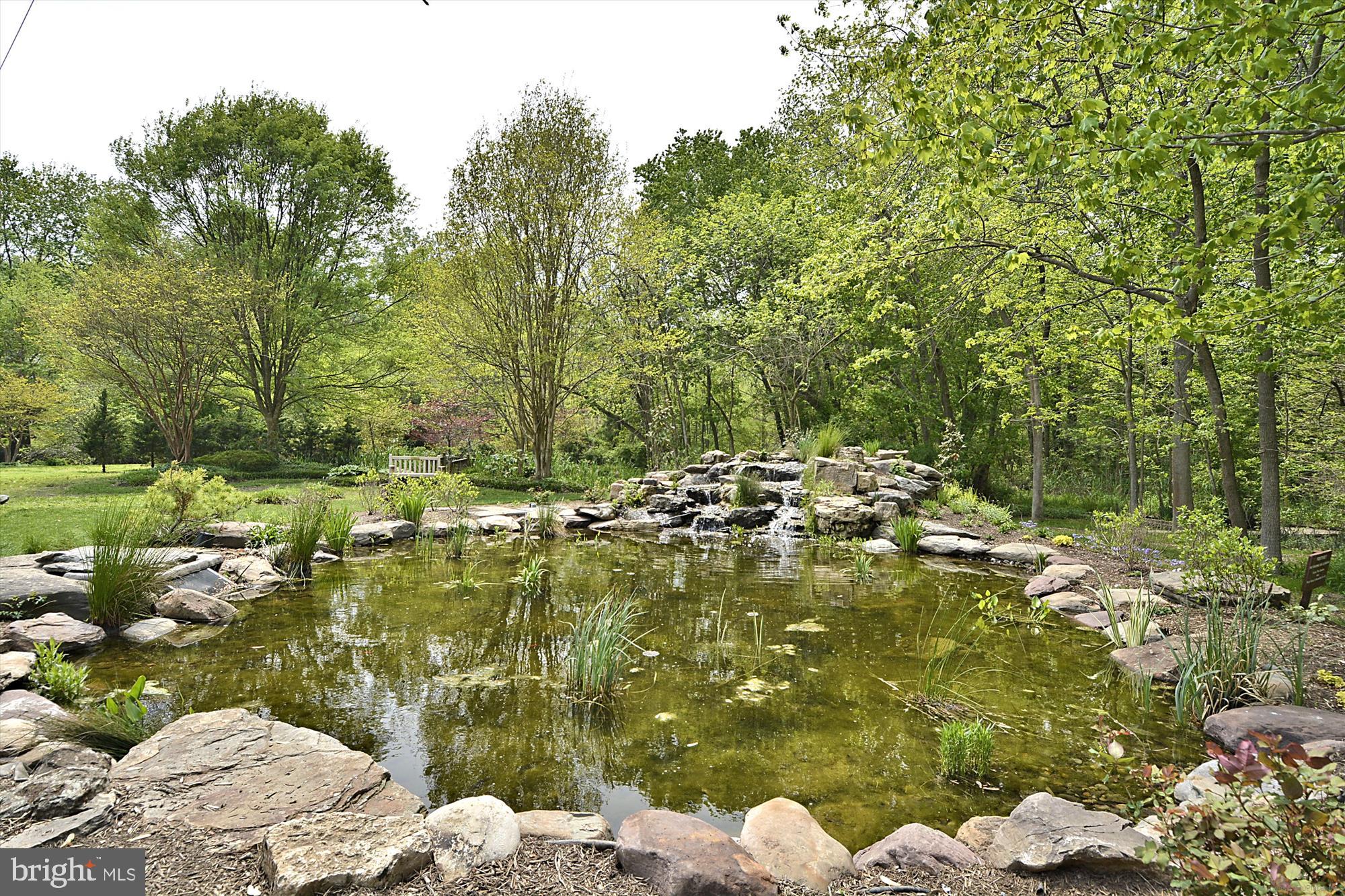 3800 POWELL LN #525