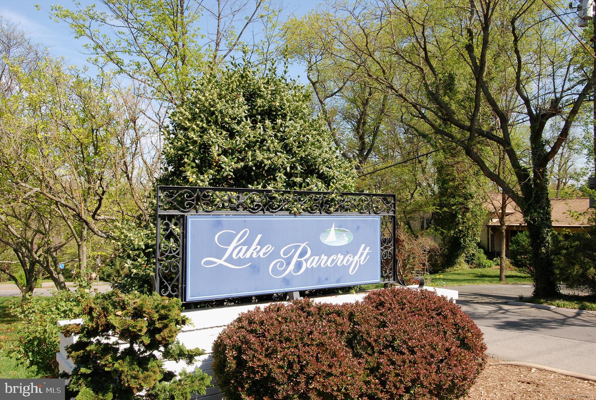 3800 POWELL LN #525