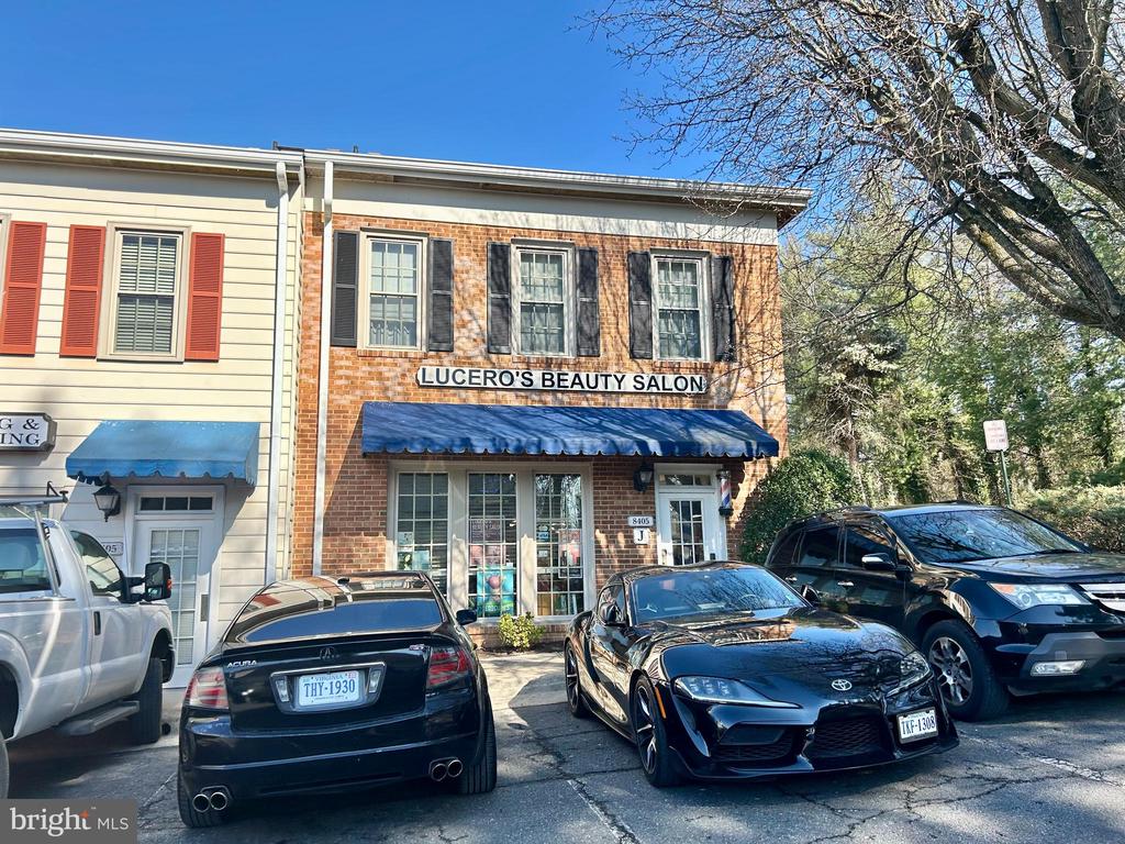 8405 RICHMOND HIGHWAY J 8405J