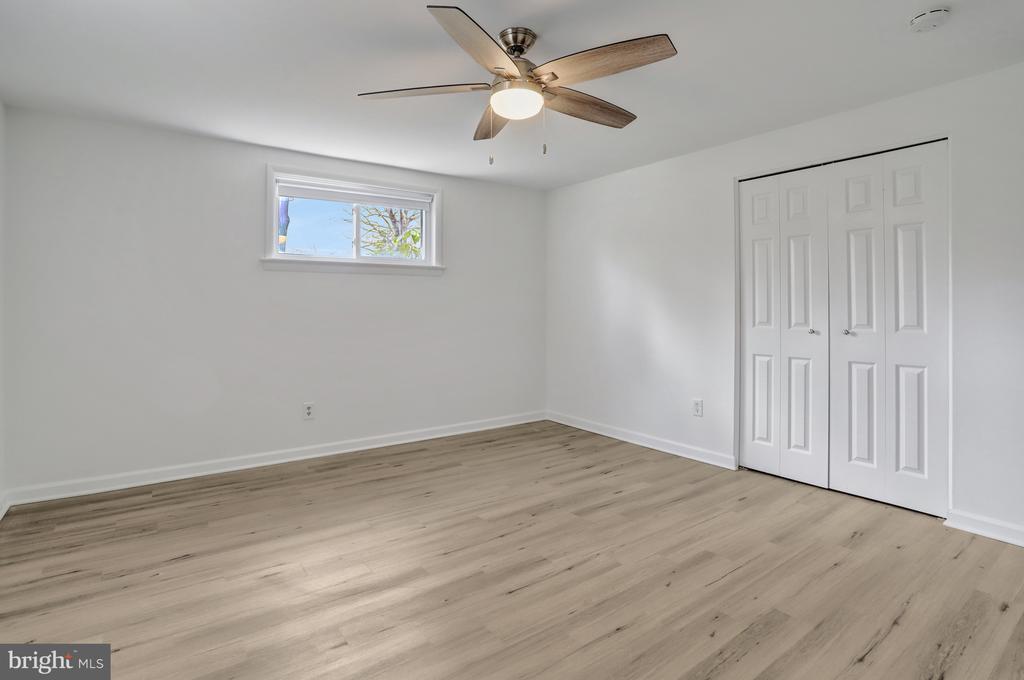 8512 WAGON WHEEL ROAD