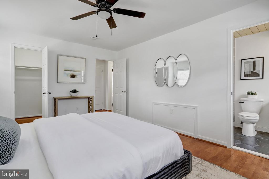 8512 WAGON WHEEL ROAD