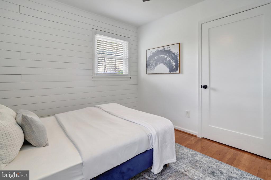 8512 WAGON WHEEL ROAD