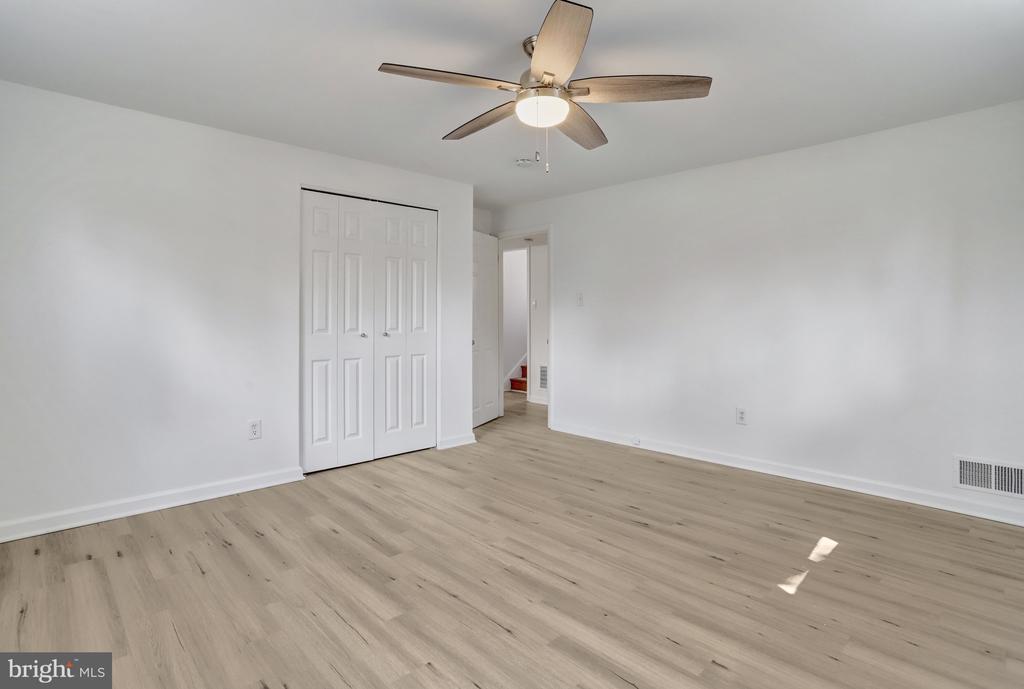 8512 WAGON WHEEL ROAD