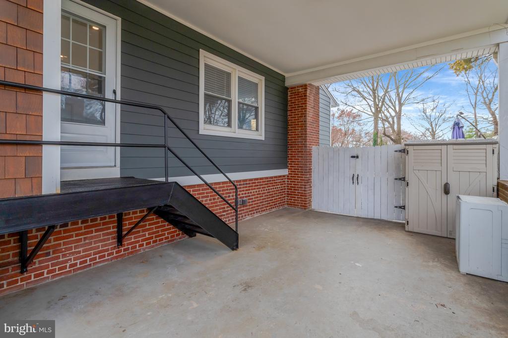 8512 WAGON WHEEL ROAD