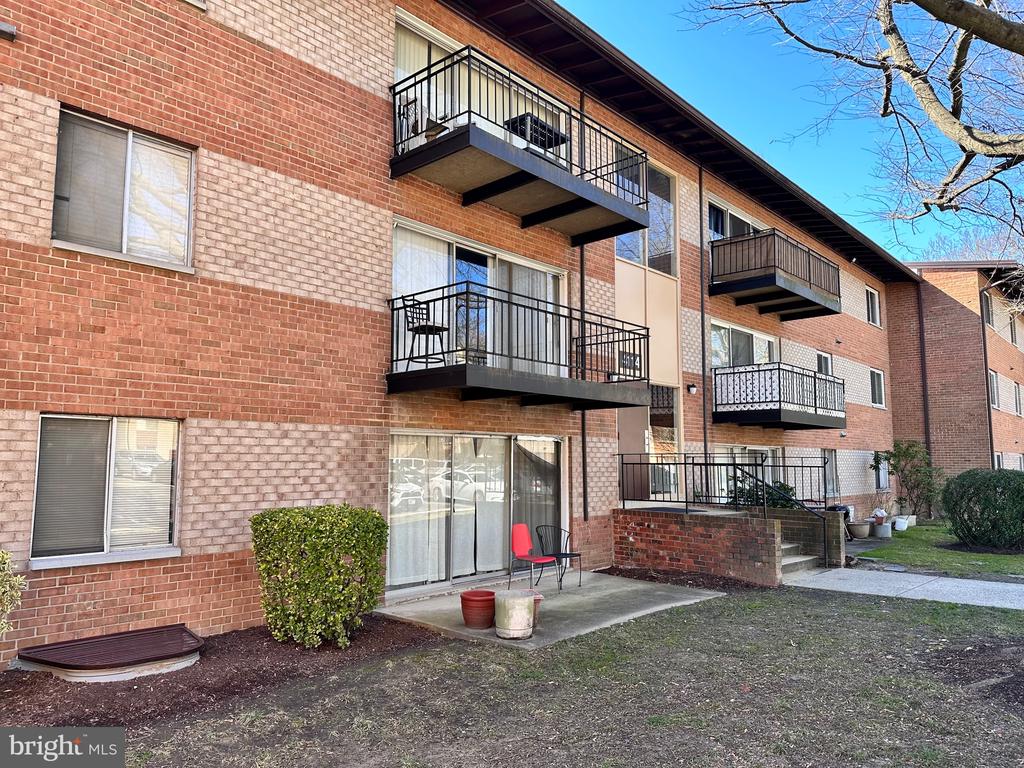 4114 MANGALORE DRIVE 302