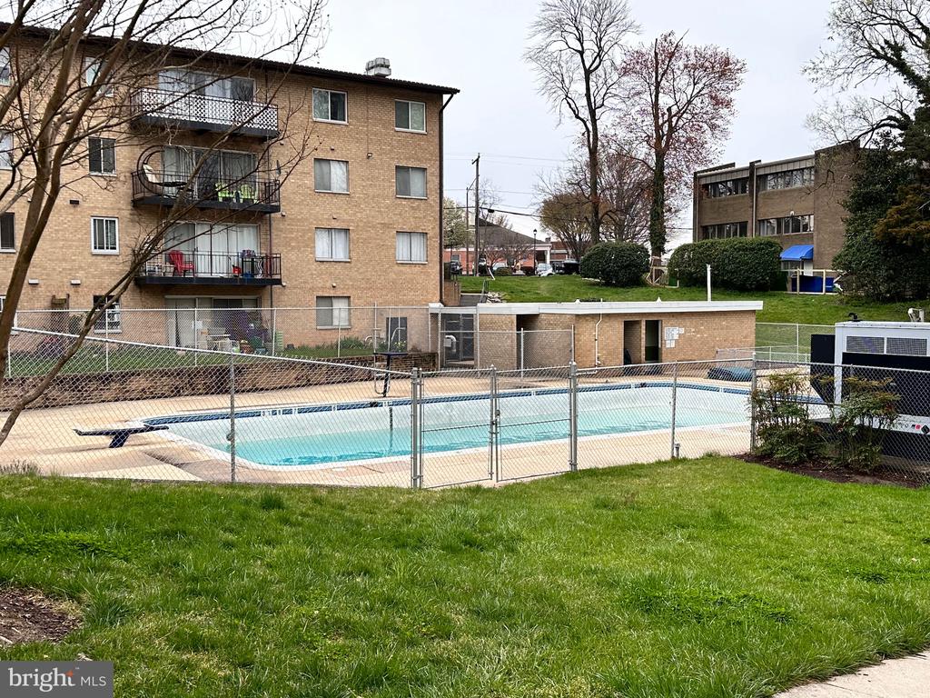 4114 MANGALORE DRIVE 302