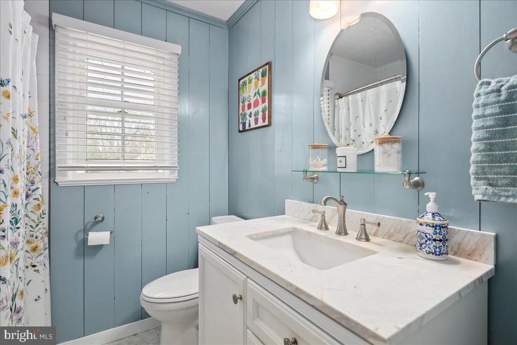 3718 CARRIAGE HOUSE COURT