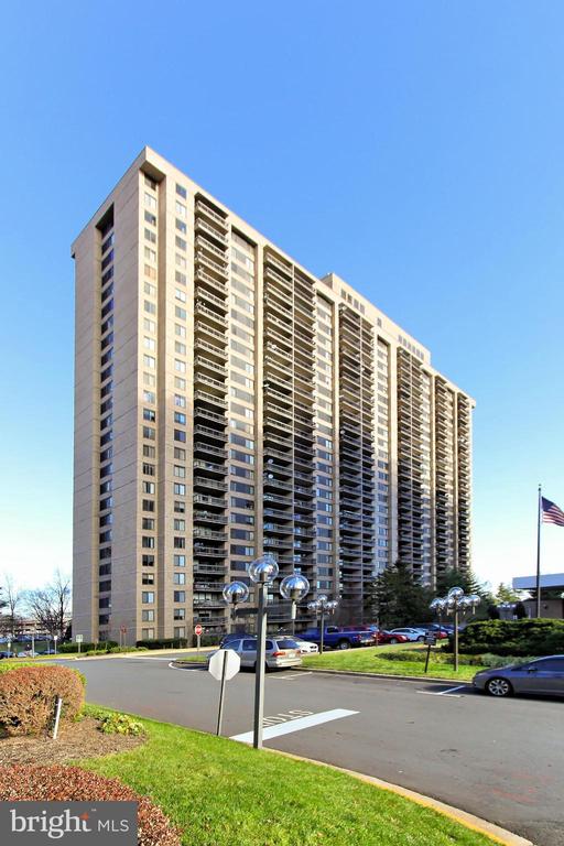 3705 S GEORGE MASON DRIVE 2112S